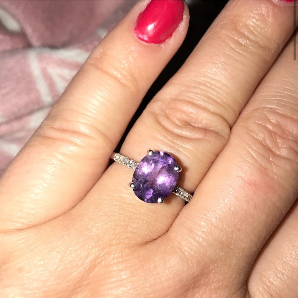 AMETHYST and WHITE SAPPHIRE ring